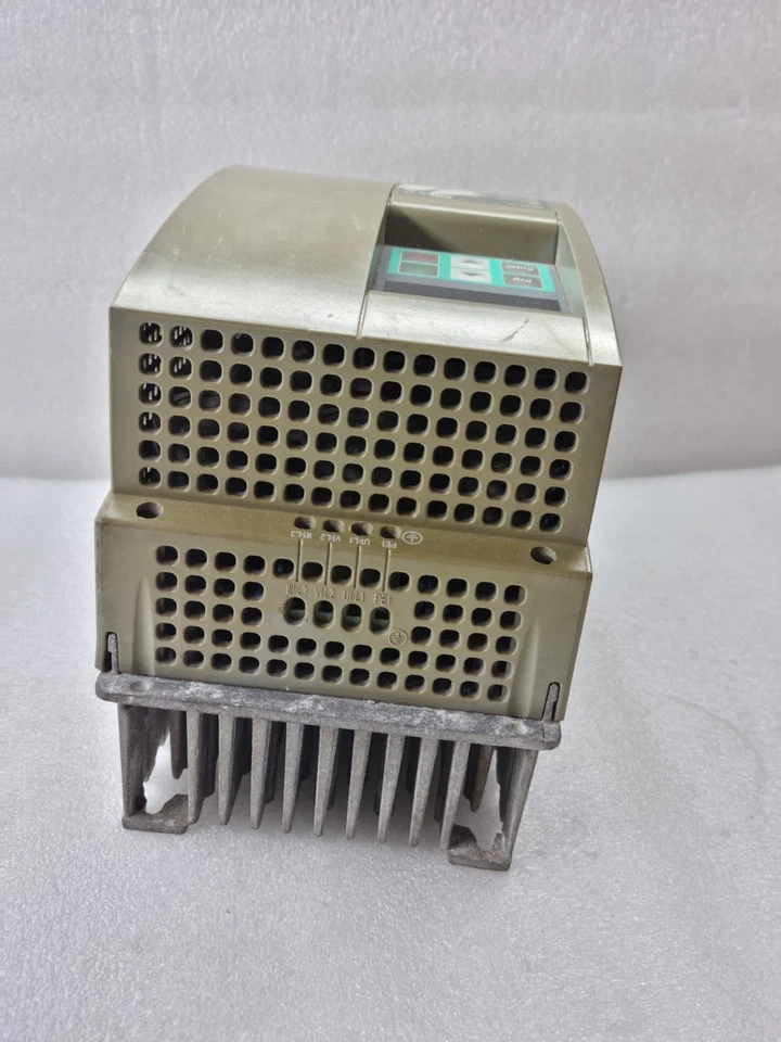 GEFRAN AGL50-2040-KBL-AC4 SIEI AGL50 4kW 3PH AC DRIVE MADE IN ITALY